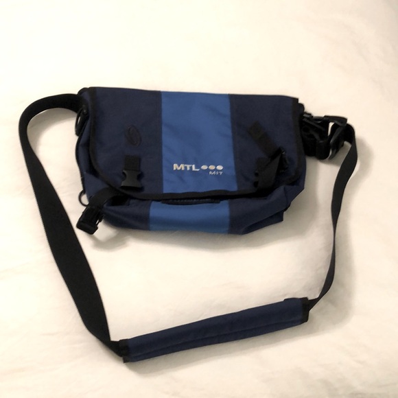 Timbuk2 Other - Timbuk2 MIT messenger bag.